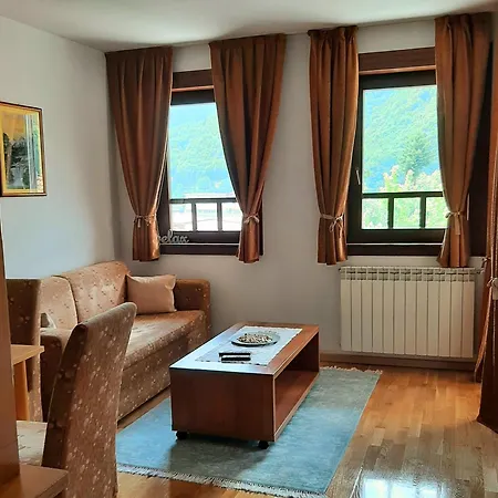 Apartman Relax Sa Garazom *